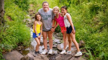 outdoor hiking summer camps